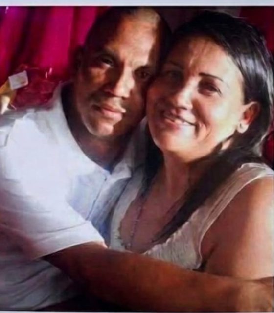 Richard Duran y su esposa e hija