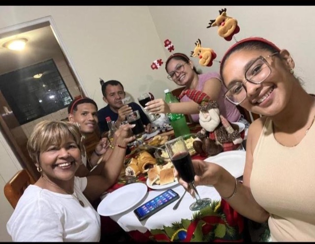 Norilda Coromoto Figuera Zapata, Leonel Carreño, Lesli Del Valle Figuera López, Yudith Marina Figuera Rivas y Yeangel José Figuera Rivas.