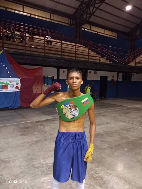Cesar  Velázquez