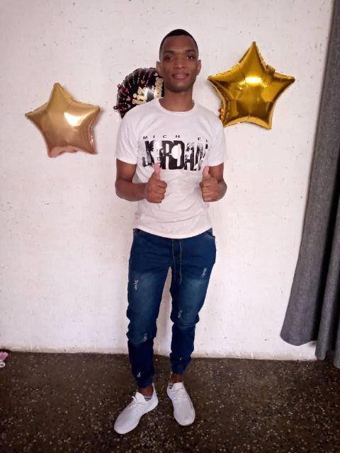 Leoneikel vegas