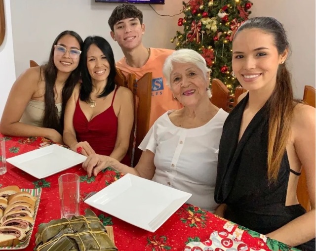 Yesenia y Elena