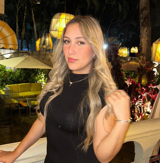 Samantha Mabel