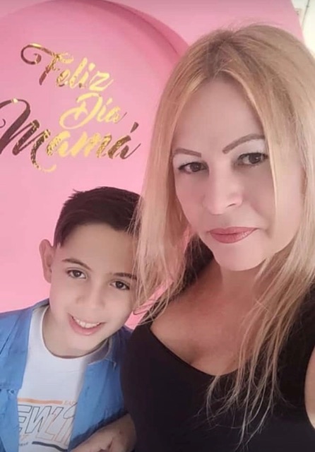 Yelife Arellano y Jack Bakirjoglou