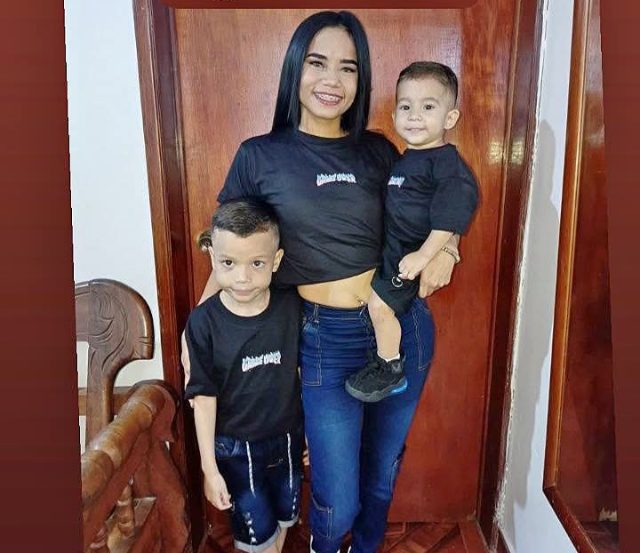 FREDY KARINA DIAS